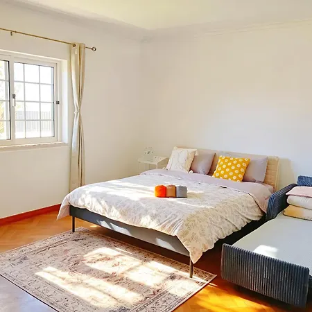 Ubytování v soukromí Great For Families In Lourinha-double Rooms-private Baths-free Parking & Extra Bed Lourinhã